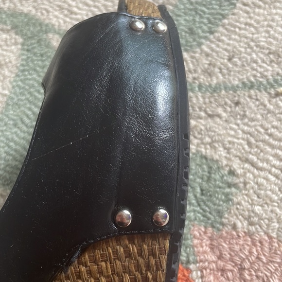 Womens wedge shoe, never worn. - Picture 8 of 9